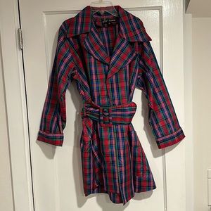 Adorable dress sheath with coordinating jacket in Holiday plaid.